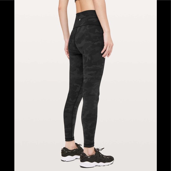 lululemon black camo wunder under